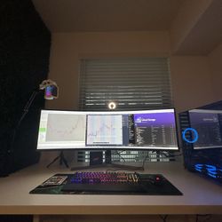 PC/GAMING/STREAMING Setup 