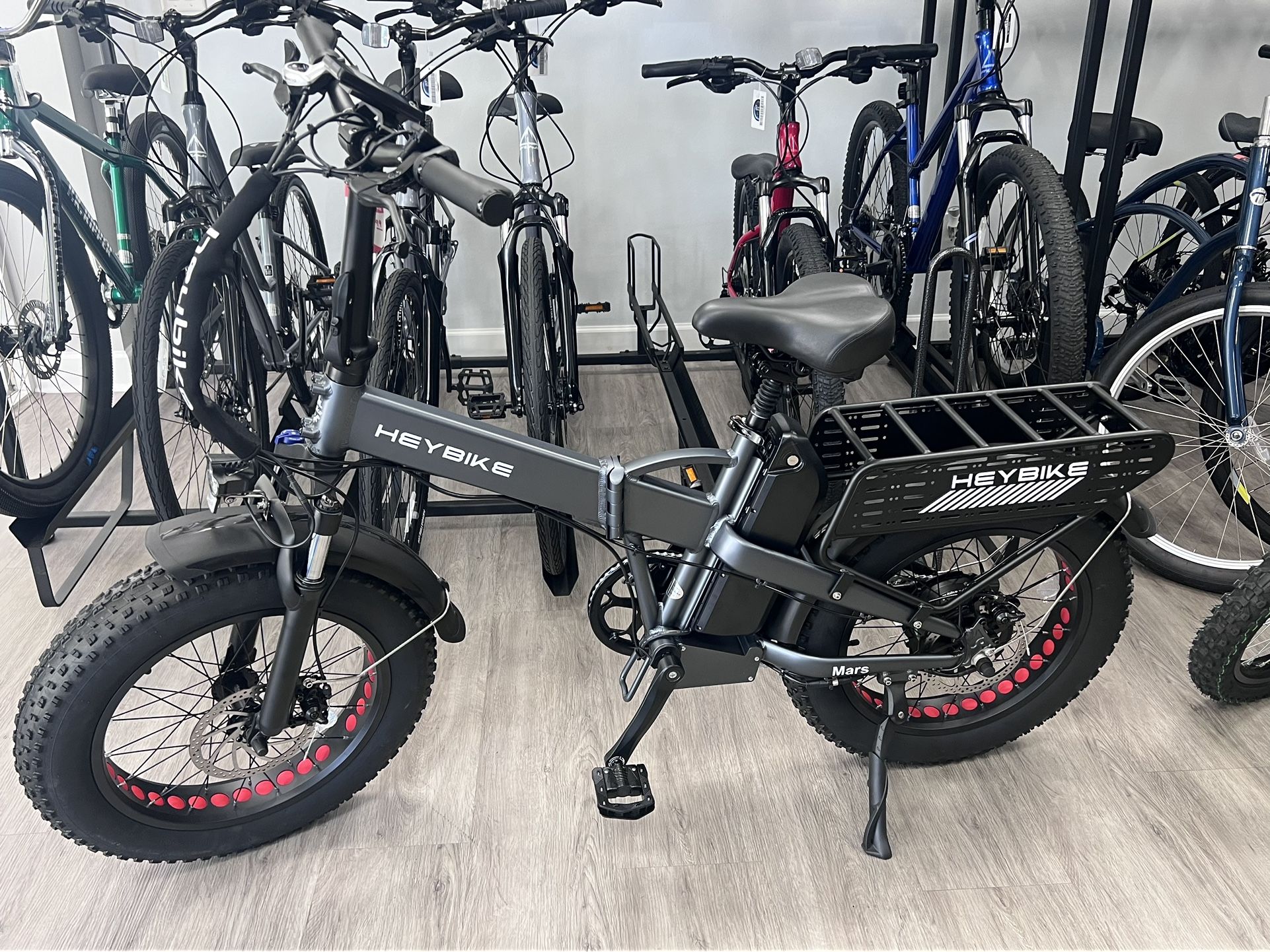 Heybike mars 2.0 With Charger And Battery Like New