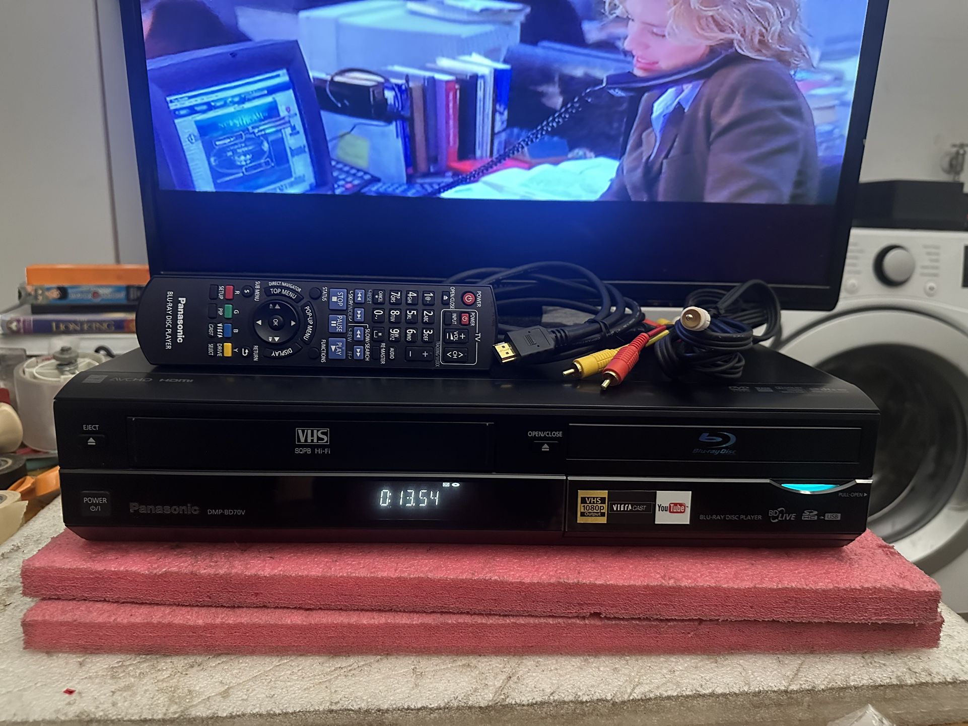 PANASONIC DMP-BD70V Blu-ray/VCR Combo player HDMI 4 Head VHS W Remote And Cables