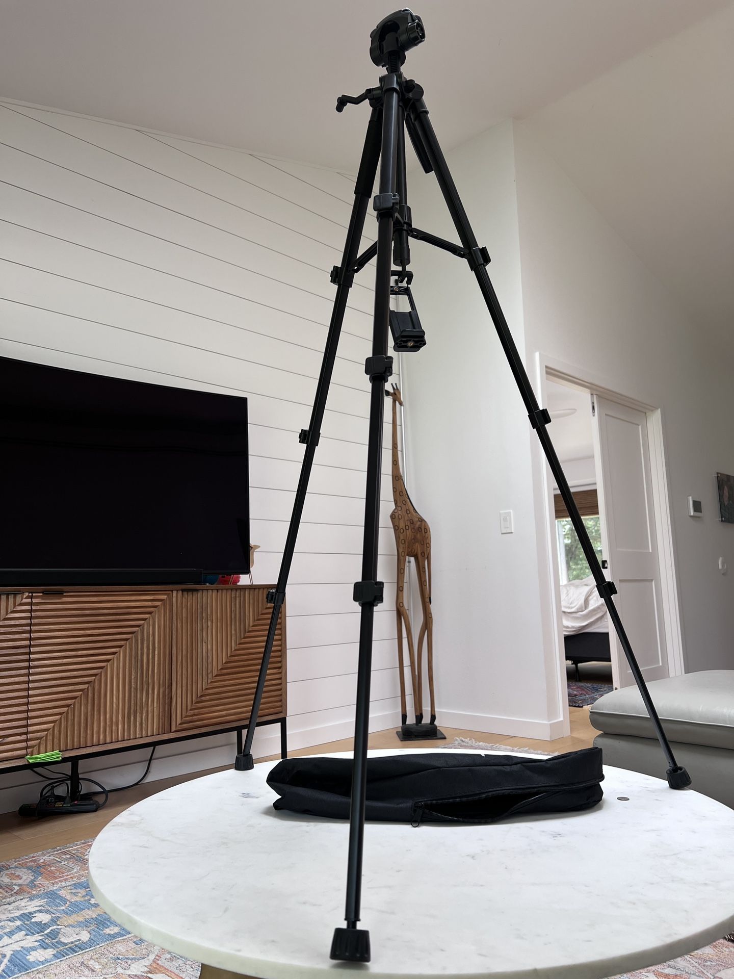 Travel tripod With Case And Phone Adapter
