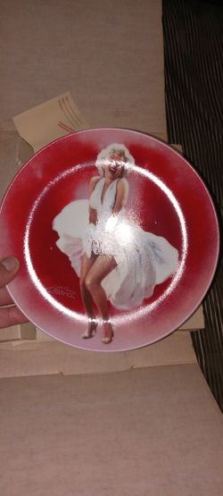 Lot Of 3 Mint Condition Complete Must Have Highly Collectable Plate Deal