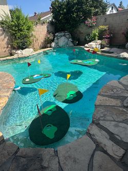 Golf Chipping Course Party / Floating Golf Course
