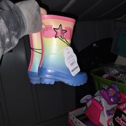 Girls Boots