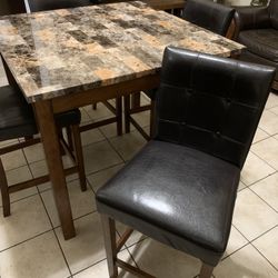 🩶✨ Beautiful dining table / Comedor