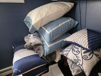 Queen size bedroom set