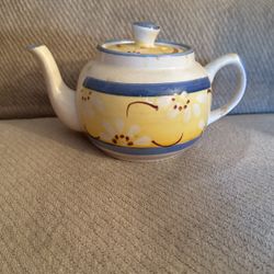 Ceramic Tea Pot