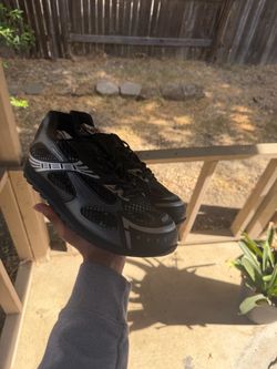 Bottega veneta black