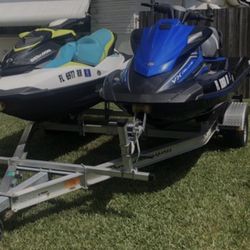 2018 Yamaha Vx deluxe 2018 Seadoo Gti