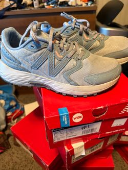 New Balance Women’s 4 different pairs