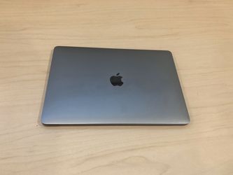 Apple Macbook pro 13” 2017, 128g with Apple care 2020