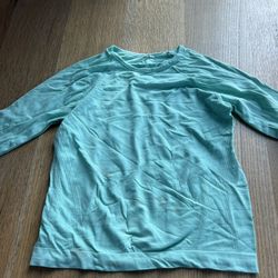 Athleta Size 10 Children’s Running Shirt 