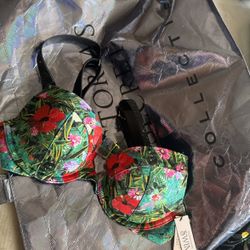 New Vs Swim Top Size 34B 