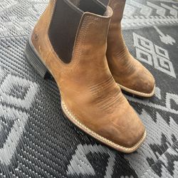 Ariat Ultra Western Boots Size 9