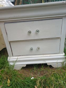 Nightstand Tables