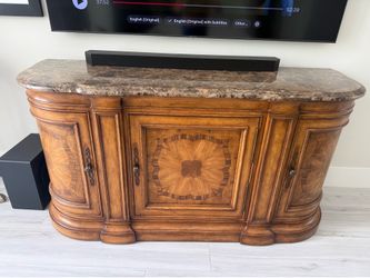 Console/buffet table