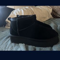 UGG Classic ultra Mini Platform boot