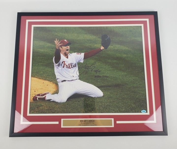Signed Brad Lidge Photograph
