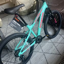 New Mongoose Flatrock Mountain Bike