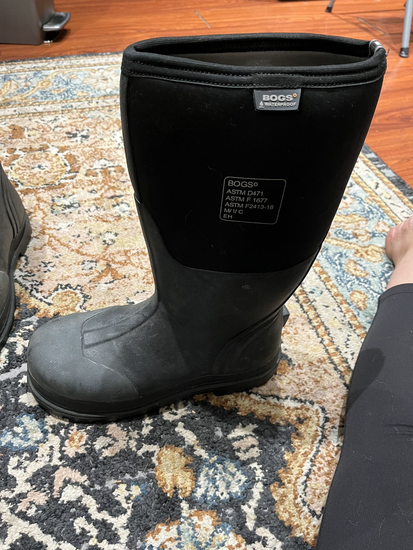 Bogs Footwear Sz 11 Men's Forge Rubber Boot, Steel Toe, 16" Height,
