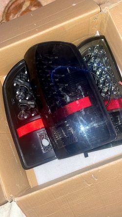 Dodge Ram 1500 Taillights