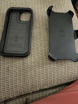 Otterbox iPhone 12 Defender Pro Case