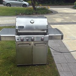 Weber Genesis Natural Gas BBQ