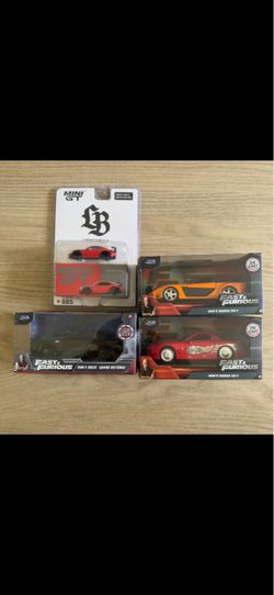 Fast & Furious Die-Cast Cars 1:33 and Mini GT 885