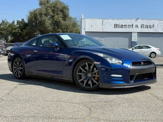 2012 Nissan GT-R