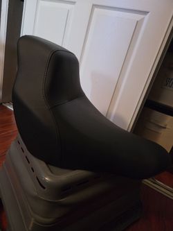 Harley Davidson 2026 FXLRS single seat