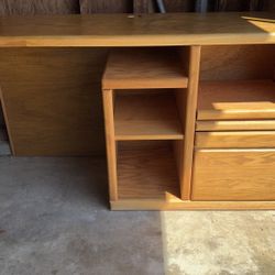 Wooded Desk 