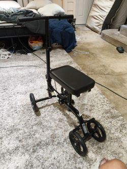 Drive Medical rolling chair