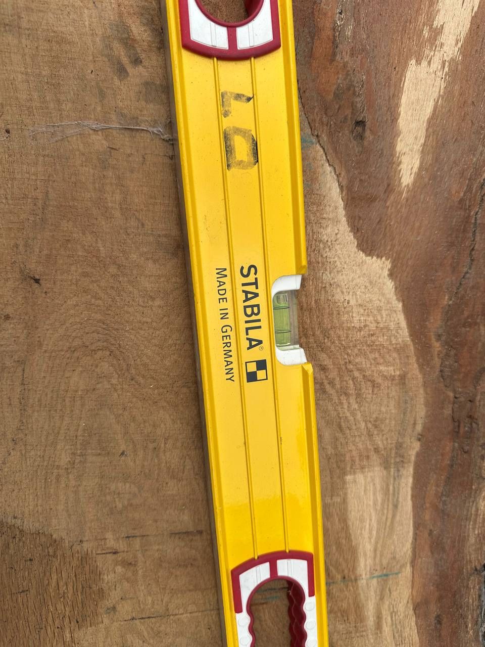 STABILA 32 in. Aluminum Type 196 Heavy Duty Level 3 vial  