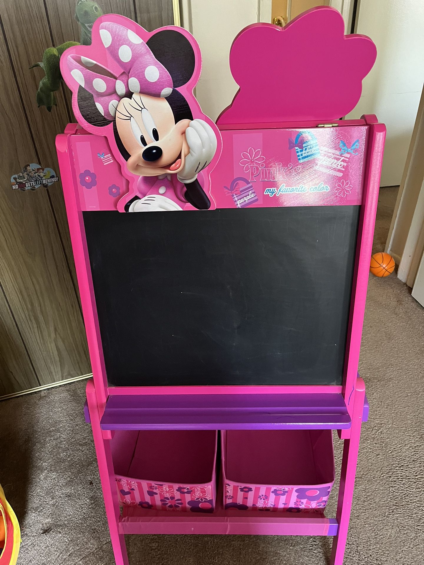 Minnie Mouse Double Sided Easel