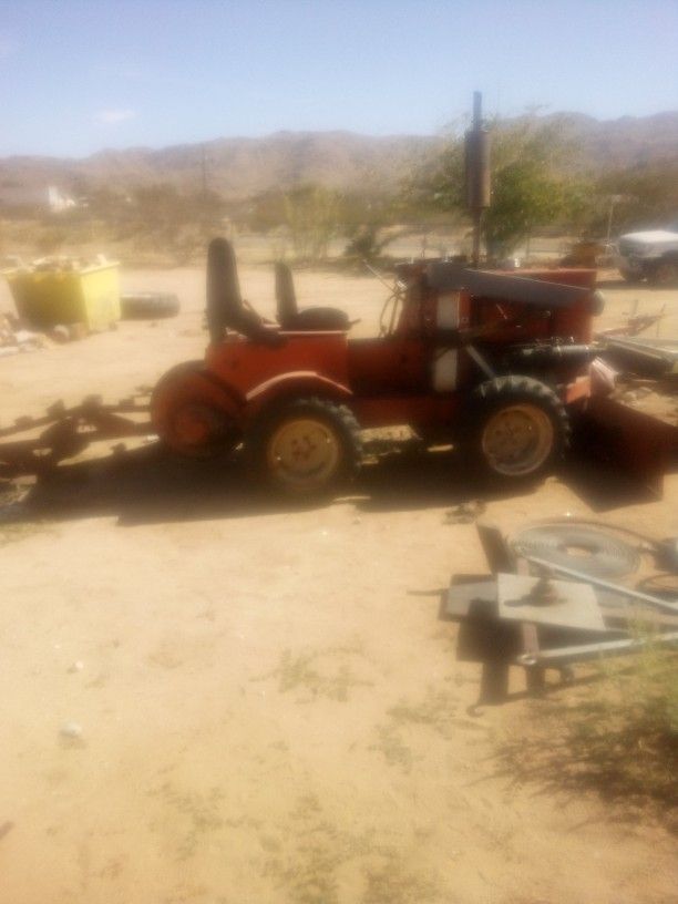 Ditch Witch Tractor Trencher