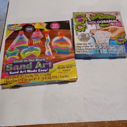 New Glow in dark Sand art kit with 6 bottles
 and 
Holographic Slime kit.  
New in box
Take both - 2 for $5

Great fun activities craft toys for girls