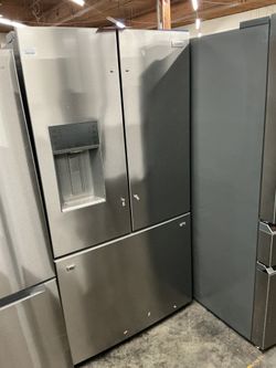Frigidaire Gallery GRFS2853AF French Door Refrigerator (Open Box / Scratch & Dent)