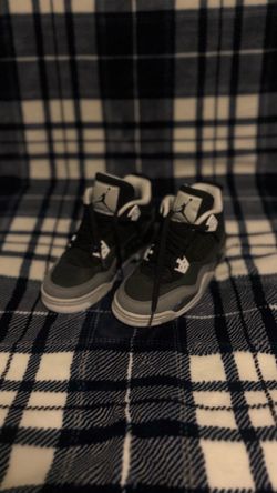 Air Jordan 4 Retro GS 'Fear' 2024