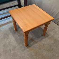 Wood Night / End Table
