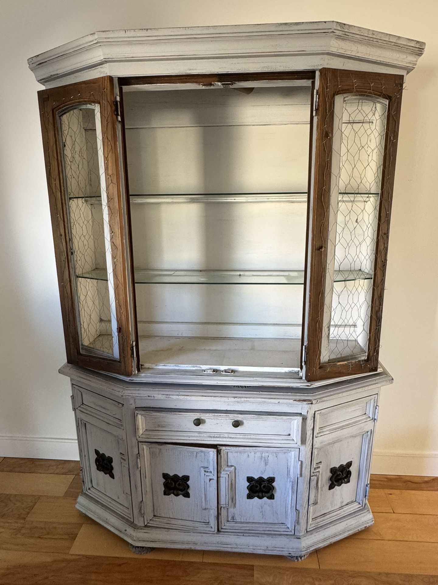 Armoire for sale - Great Condition 