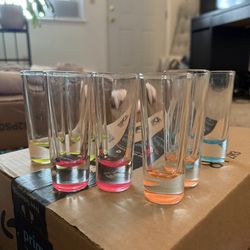 4 pairs of shot glasses