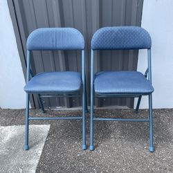 Set of 2 Blue Padded Folding Chairs Metal Frame Portable Seating