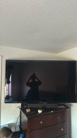 Samsung Flat Screen TV 65in