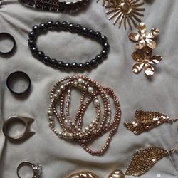 "Costume Jewelry" 