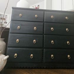 Stunning Solid Dresser/Chest Of Drawers