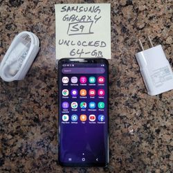 Samsung Galaxy S9 Unlocked 64 GB with Excellent Battery Life