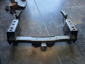 NEW OEM Ford F250 trailer hitch
