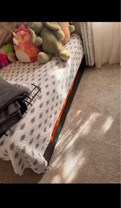 Queen size bed