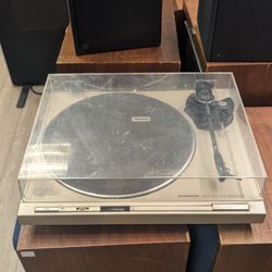 Pioneer PL-4 Turntable