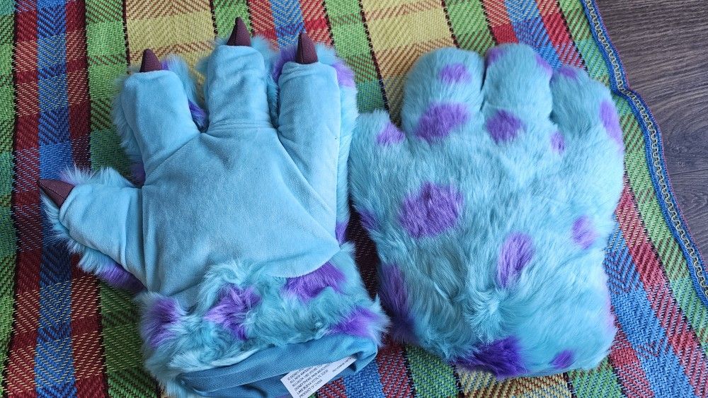 Monsters Inc Sully Gloves Adult Size