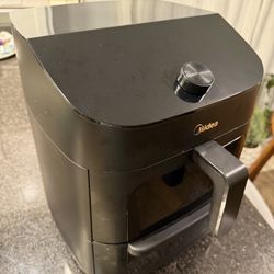 Midea Dual Basket Air Fryer Oven 11 Quart 8 in 1 Functions, Clear Window, Smart Sync Finish, Works with Alexa, Wi-Fi Connectivity, 50+ App Recipes for